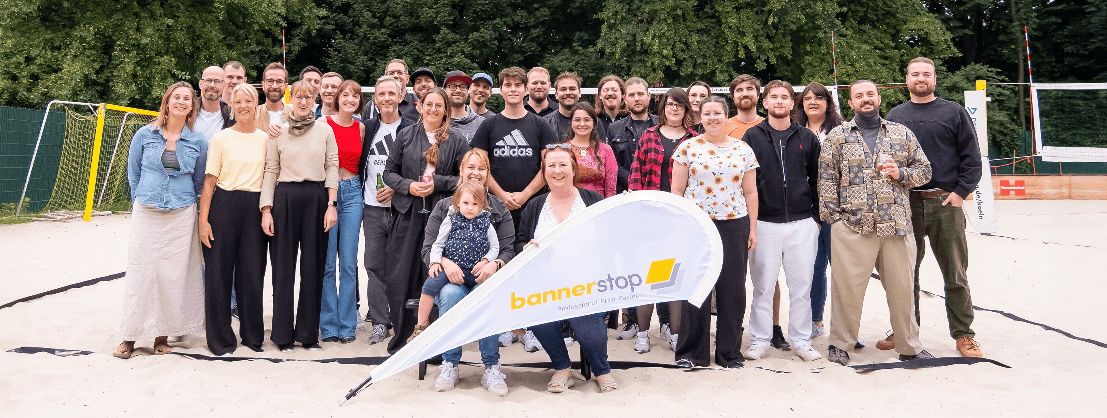 Internationales Team von bannerstop aus Deutschland, Frankreich und Polen bei einem gemeinsamen Teamevent