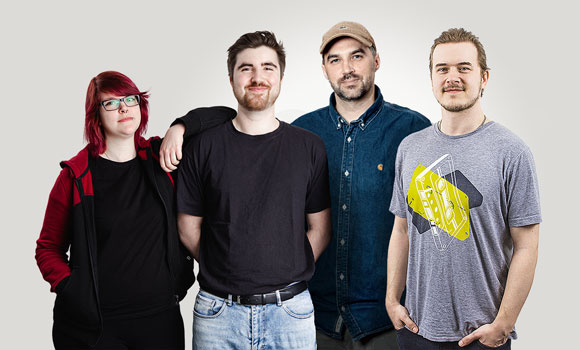 Team der Druckvorstufe bei bannerstop – Prüfung und Optimierung von Druckdaten für den Großformatdruck